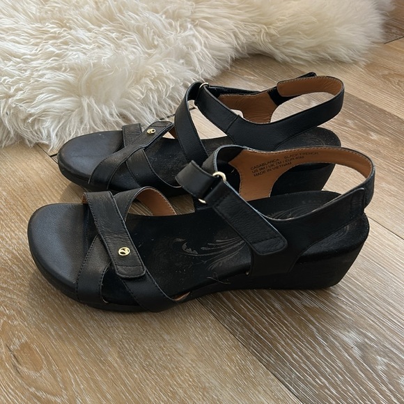 Revere Casablanca Leather Multi Strap Wedge Sandals - Picture 5 of 10